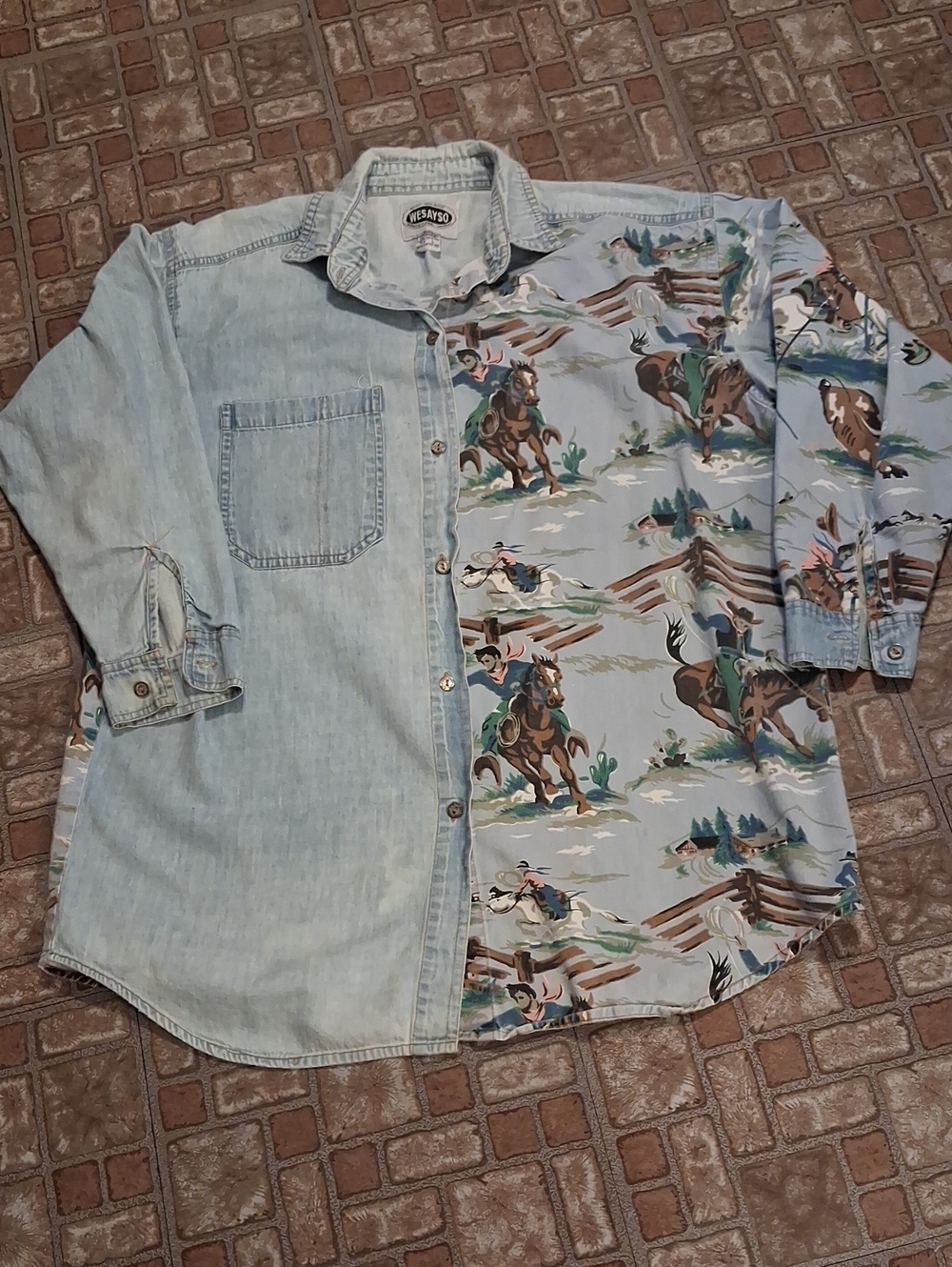 Vintage-Style  Denim & Western Print Shirt - Light Blue Wesayso 1990's Size L